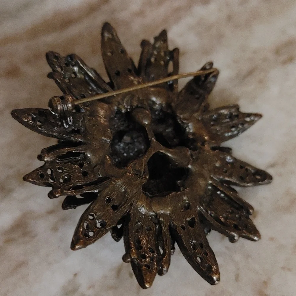 Vintage Brooch Blue & Purple Crystals Layered Flower Pattern in Bronze Setting